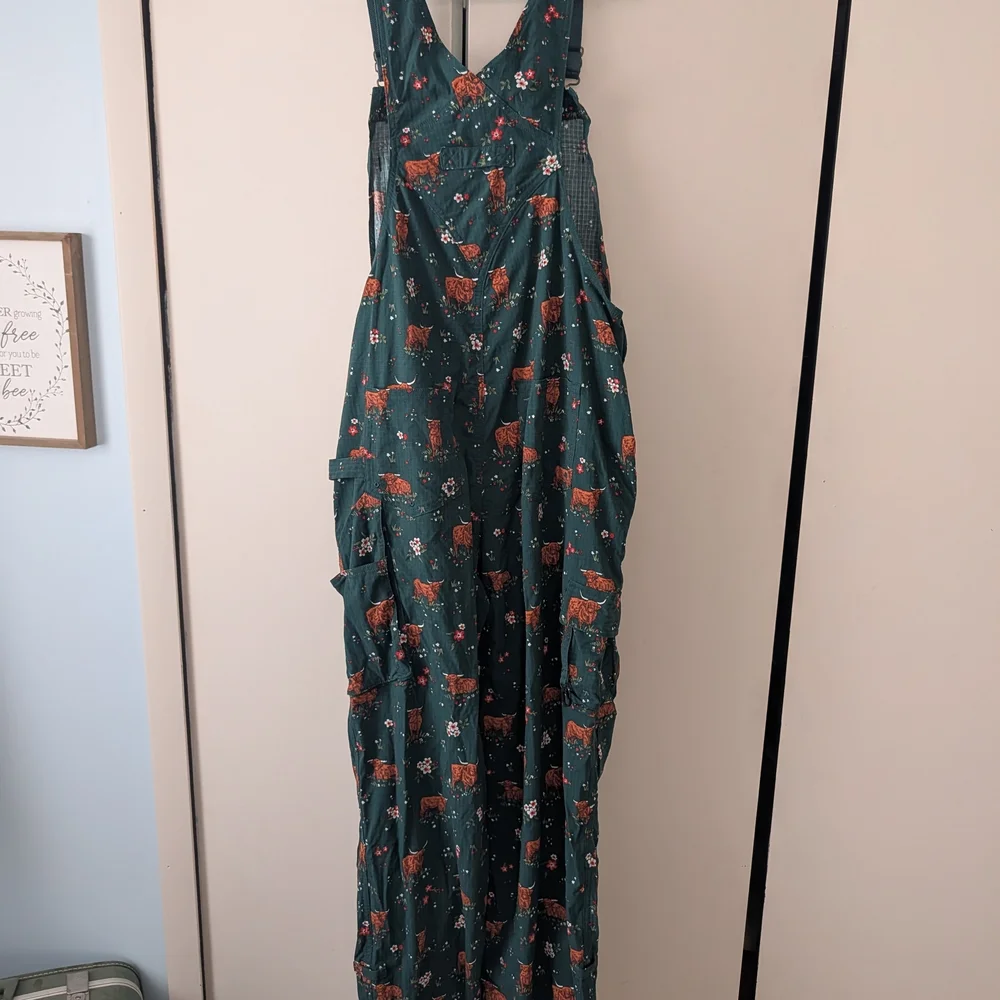 Floral Green Women's Jumpsuit - Picture 6 of 7